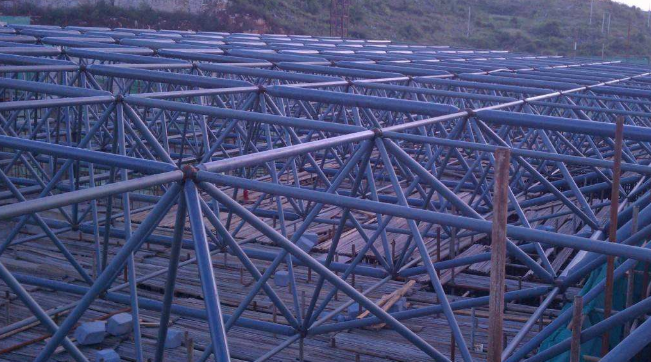 新余概述网架加工中对钢材的质量的过细恳求
